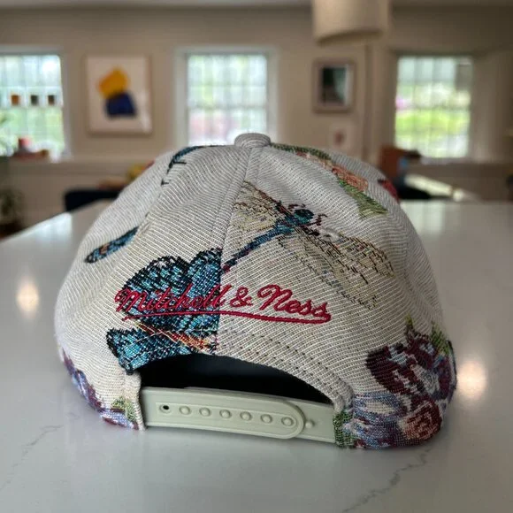 Mitchell & Ness Embroidered 76ers HWC Baseball Hat - Picture 3 of 4